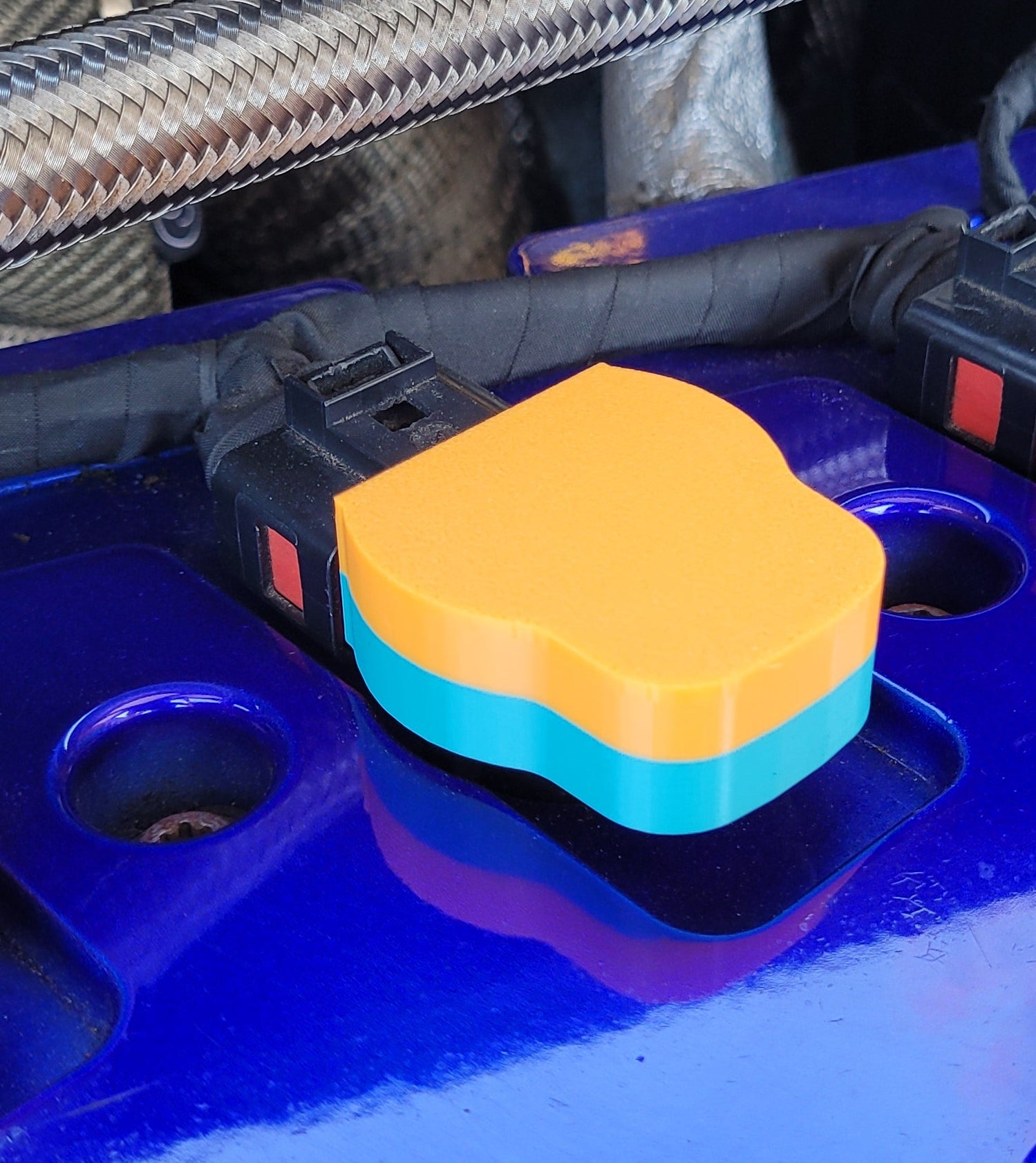 STYLE # 3 - Dual Color Base (Equal Split)(Set of 4)